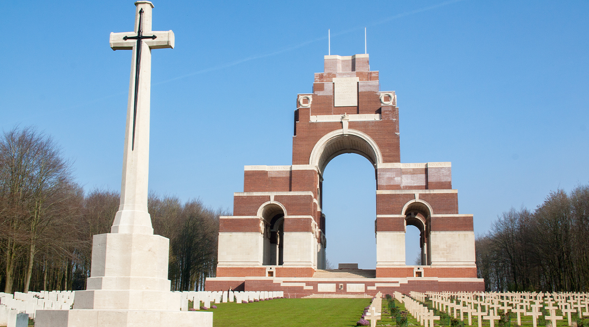 Somme Memorials Visit The Somme Battlefields LeShuttle